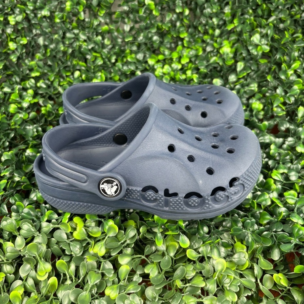 CROCS BAYA CLOGS SHOES SIZE 10 KIDS